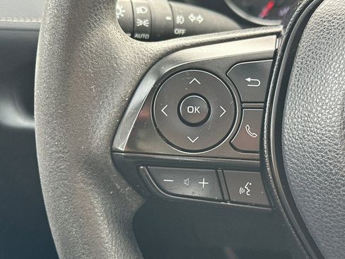 Used 2019 Toyota RAV4 XLE image 28