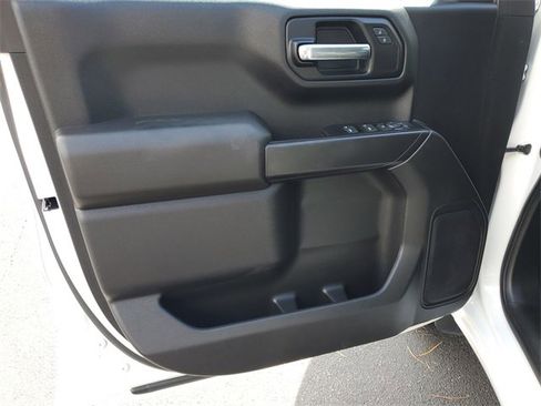 Certified 2022 Chevrolet Silverado 1500 Custom image 20