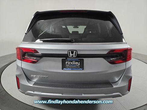 Certified 2026 Honda Odyssey EX-L image 5