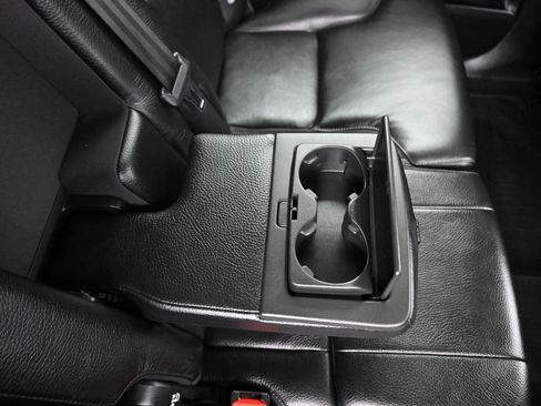 Used 2019 Volvo XC90 T6 Momentum w/ Protection Package Premier image 36