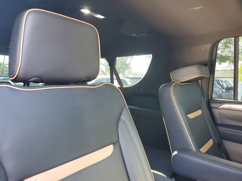 Used 2021 GMC Yukon XL AT4 w/ AT4 Premium Package image 23