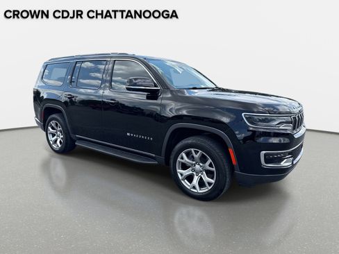 Used 2022 Jeep Wagoneer Series I w/ Convenience Group I RWD image 2