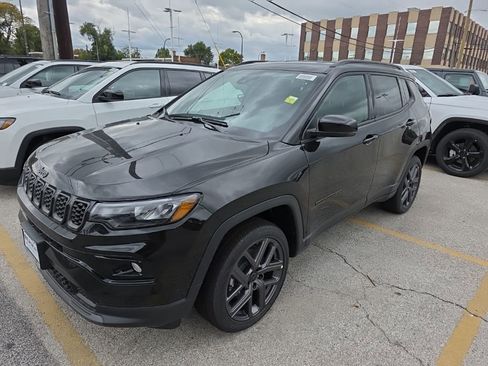 New 2026 Jeep Compass Limited AWD/4WD image 3