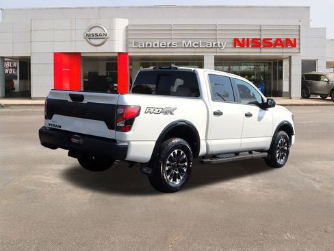 Used 2024 Nissan Titan PRO-4X w/ Pro-4x Utility Package image 3