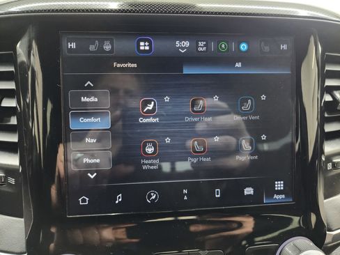 Used 2022 RAM 2500 Laramie image 52