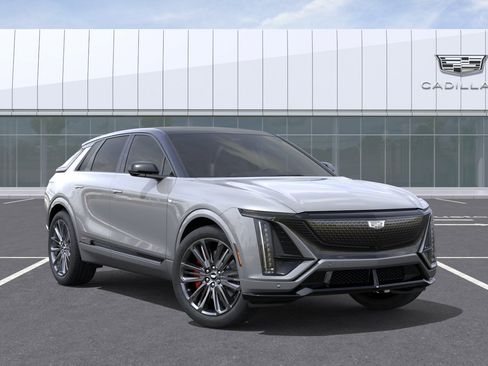 New 2026 Cadillac Lyriq V AWD/4WD image 7