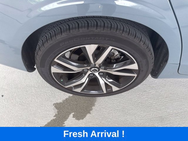 Used 2024 Volvo S60 B5 Plus FWD image 24