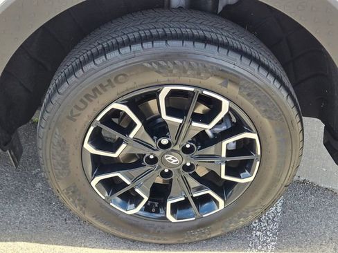 Used 2024 Hyundai Santa Cruz SEL FWD image 11