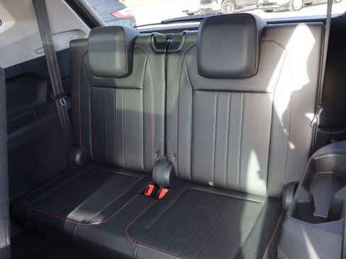 Used 2024 Volkswagen Tiguan Wolfsburg Edition image 12