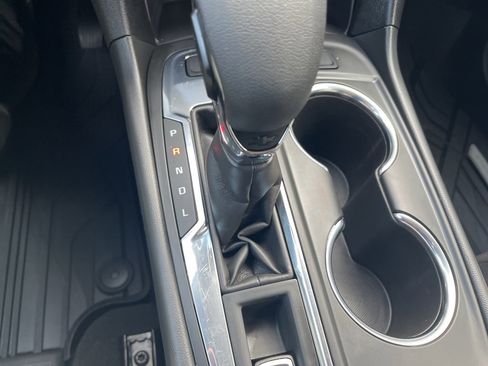 Used 2023 Chevrolet Equinox LT image 21