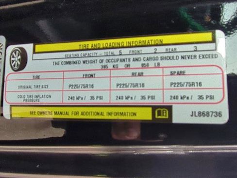 Used 2018 Jeep Wrangler Unlimited Sport w/ Connectivity Group image 15