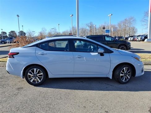 New 2025 Nissan Versa SV image 2
