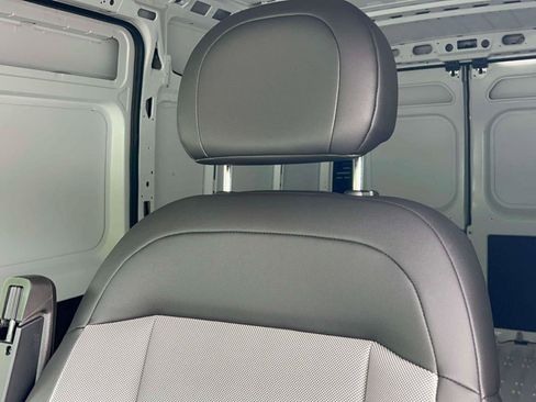 Used 2026 RAM ProMaster 2500 w/ Convenience Group FWD image 22