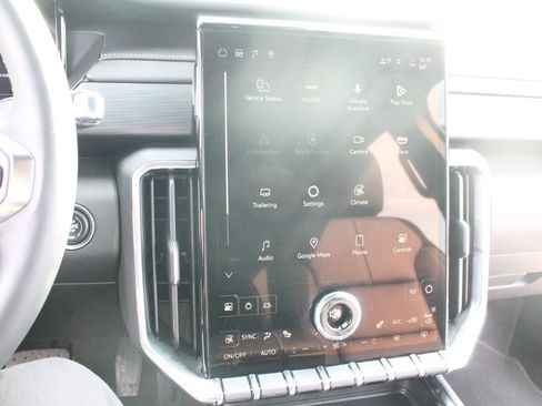 New 2025 GMC Acadia Elevation w/ Elevation Premium Package image 20