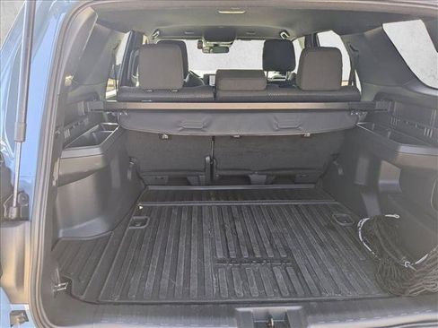 Used 2025 Toyota 4Runner SR5 AWD/4WD image 7