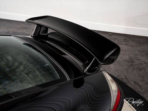 Used 2004 Porsche 911 GT3 RWD image 14