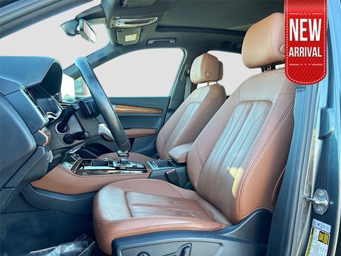 Used 2022 Audi Q5 2.0T Premium Plus image 24