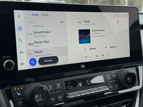 Used 2025 Toyota Grand Highlander Limited image 6