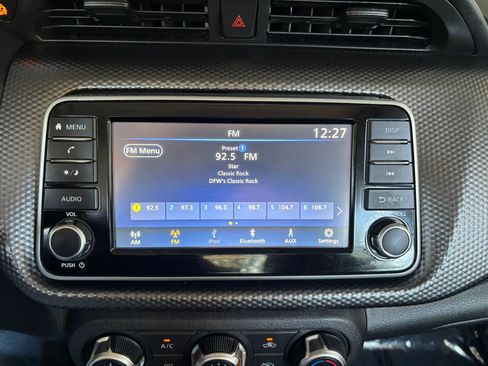 Used 2020 Nissan Kicks S FWD image 26