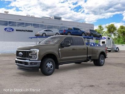 New 2026 Ford F350 Lariat w/ Lariat Ultimate Package