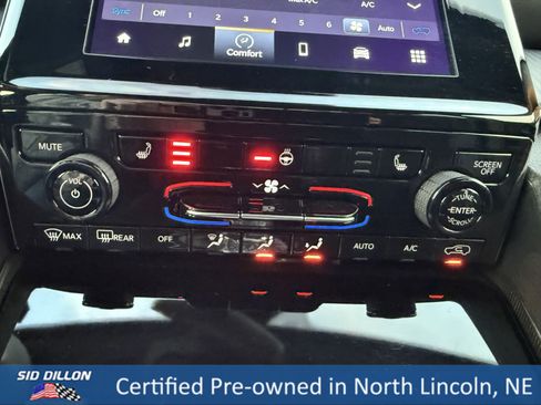 Used 2024 Jeep Grand Cherokee Altitude image 17