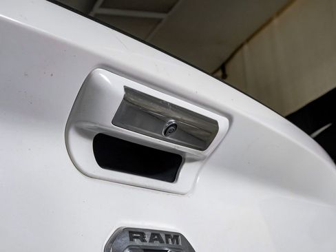 Used 2019 RAM 2500 Big Horn AWD/4WD image 46