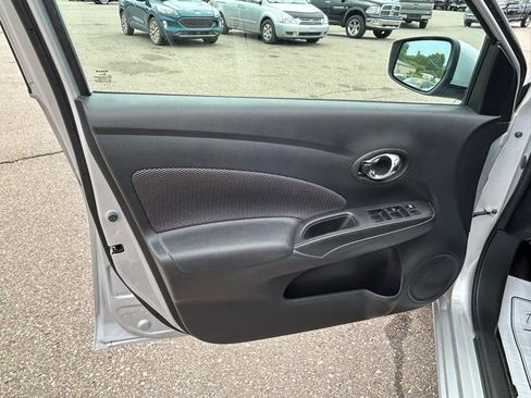 Used 2019 Nissan Versa SV FWD image 13