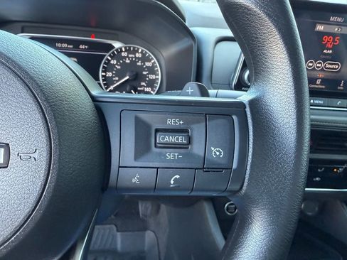 Certified 2023 Nissan Rogue S image 30