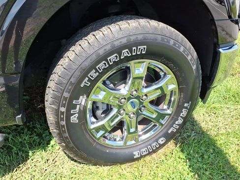 Used 2021 Ford F150 XLT w/ Equipment Group 302A High AWD/4WD image 9
