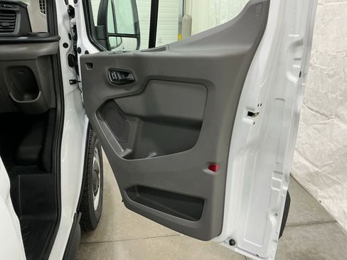 New 2026 Ford Transit 250 Low Roof image 26