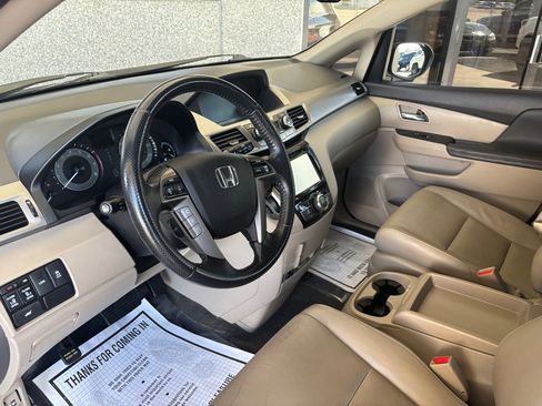 Used 2016 Honda Odyssey EX-L image 7