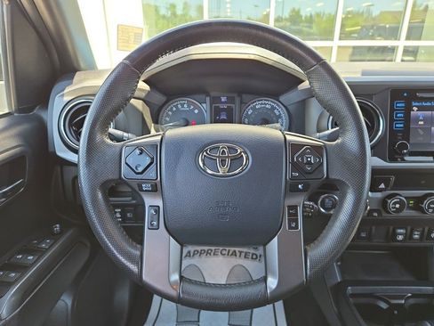 Used 2019 Toyota Tacoma TRD Off-Road image 20