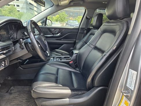 Used 2022 Lincoln Corsair FWD image 11