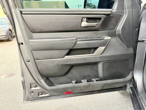 Used 2025 Toyota Tundra SR5 w/ SR5 Convenience Package AWD/4WD image 41