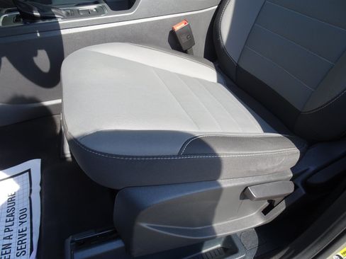 Used 2017 Ford Escape S FWD image 9