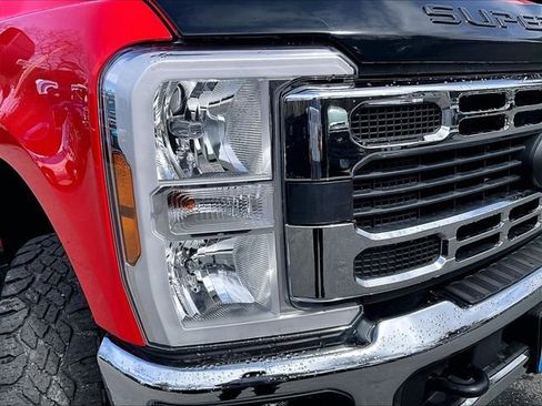 Used 2024 Ford F250 XL w/ XL Off-Road Package image 31