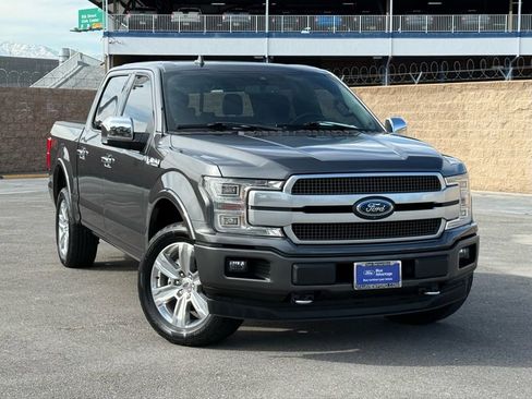 Certified 2019 Ford F150 Platinum w/ Equipment Group 701A Luxury image 3