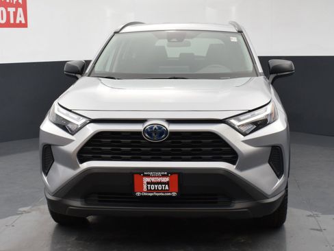 Used 2023 Toyota RAV4 LE AWD/4WD image 7