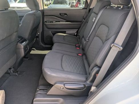 Used 2023 Nissan Pathfinder SV w/ Black Appearance Package AWD/4WD image 21