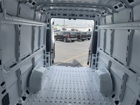 New 2026 RAM ProMaster 3500 w/ Convenience Group image 18