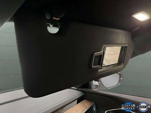 Used 2022 Audi e-tron Premium Plus w/ Premium Plus Package image 66