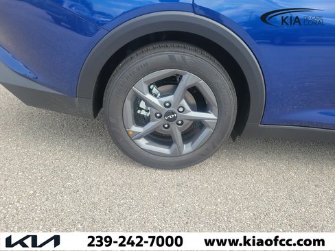 New 2026 Kia K4 FWD image 9