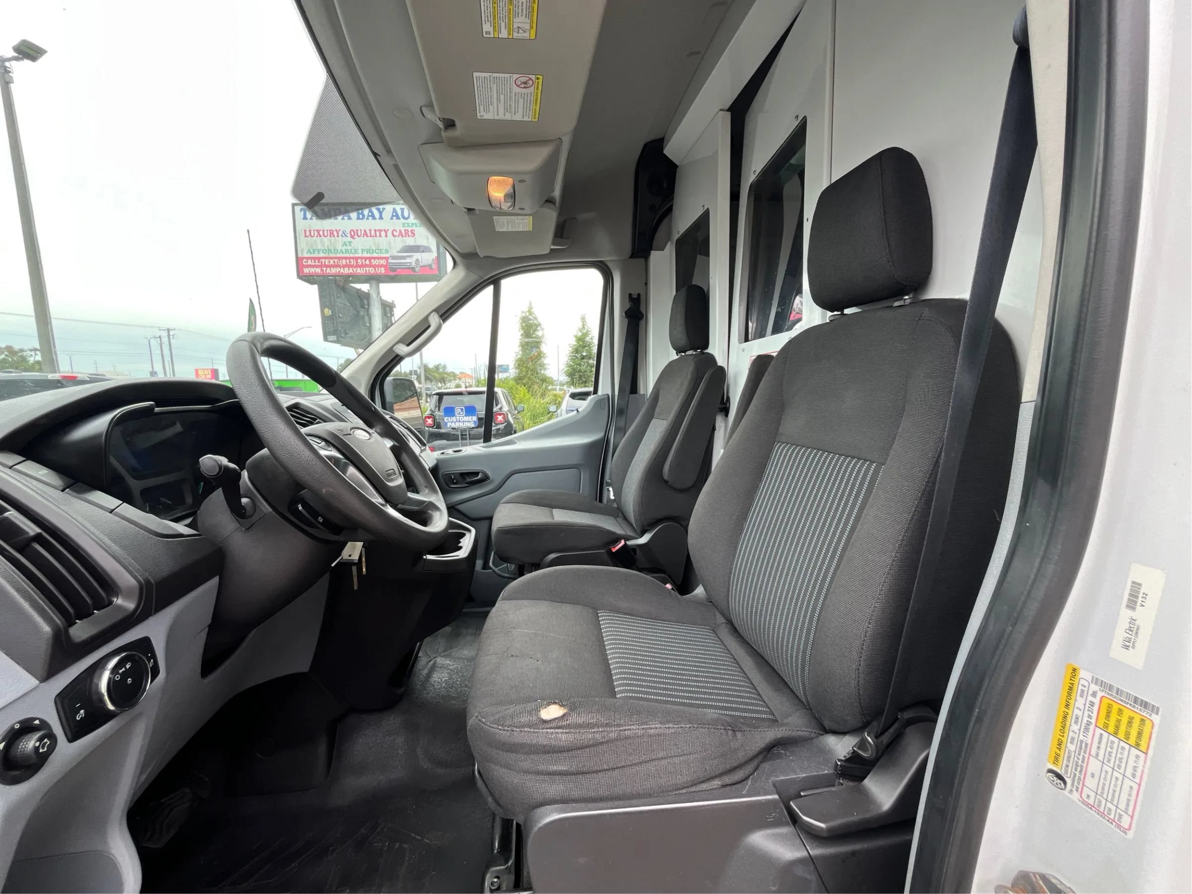 Used 2015 Ford Transit 250 148 Medium Roof RWD image 11