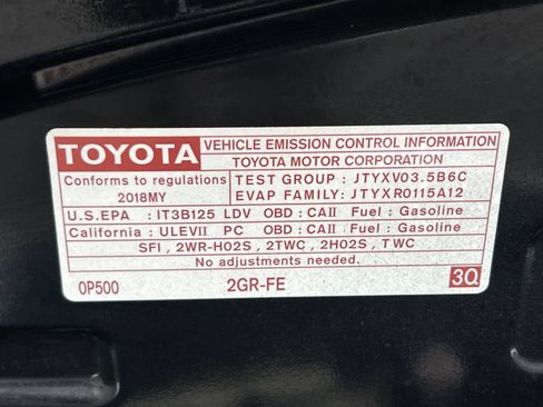 Used 2018 Toyota Avalon XLE image 27