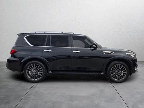 Used 2024 INFINITI QX80 Sensory AWD/4WD image 5