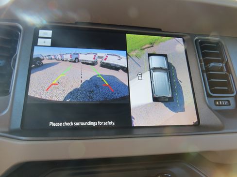 Used 2024 Ford Bronco Wildtrak AWD/4WD image 24