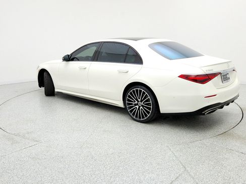 Certified 2023 Mercedes-Benz S 500 4MATIC image 7