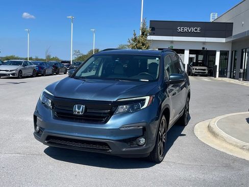 Used 2021 Honda Pilot Special Edition image 3