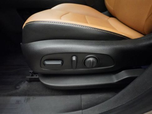 Used 2019 GMC Terrain SLT w/ Preferred Package AWD/4WD image 28