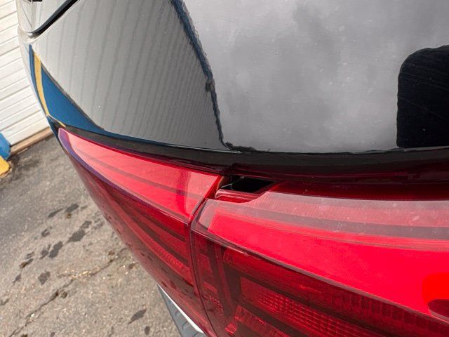 Used 2020 Kia Sedona LX FWD image 11
